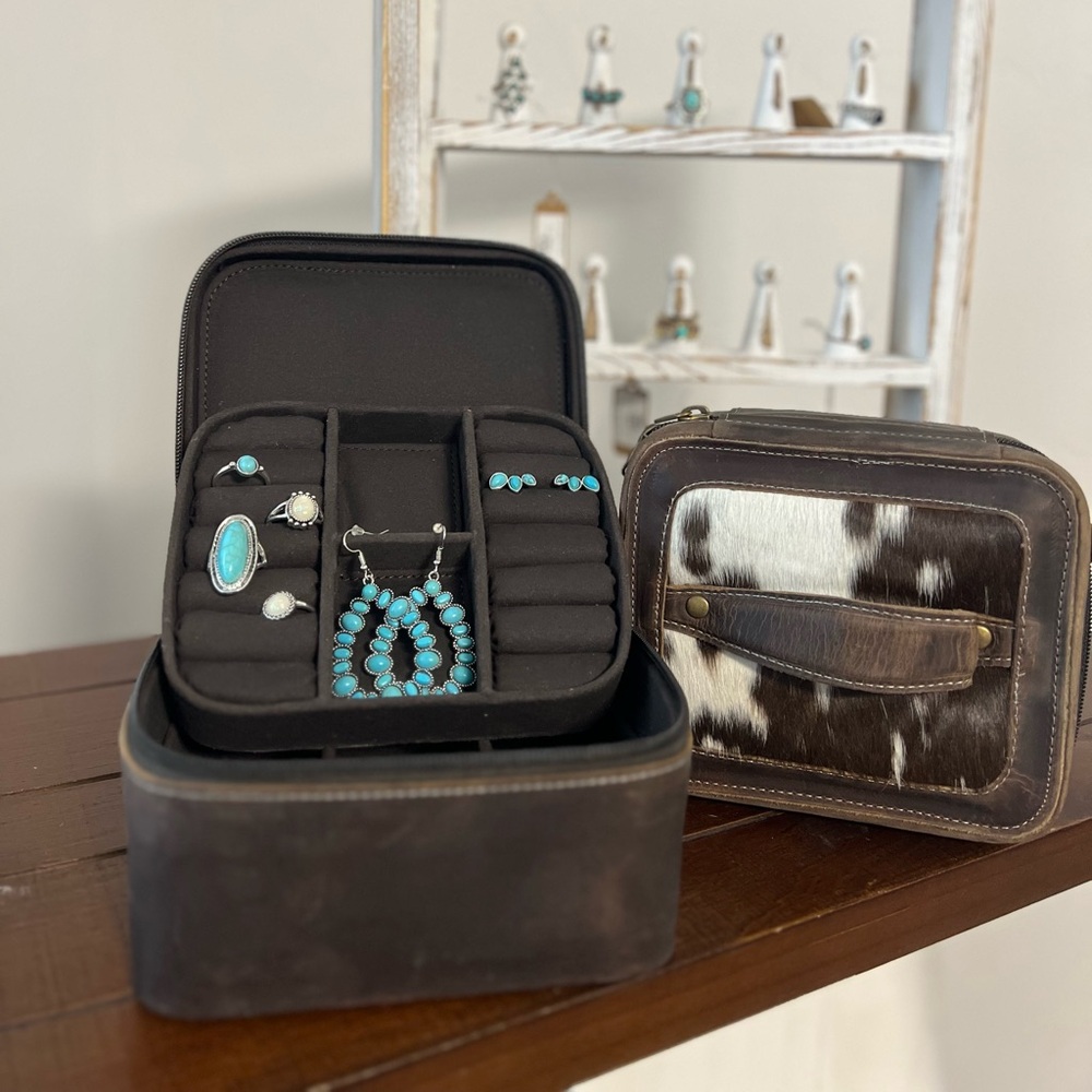 New Crazy Horse Leather & Cowhide Small Jewelry Box Rustic Gift😍 With Jewelry